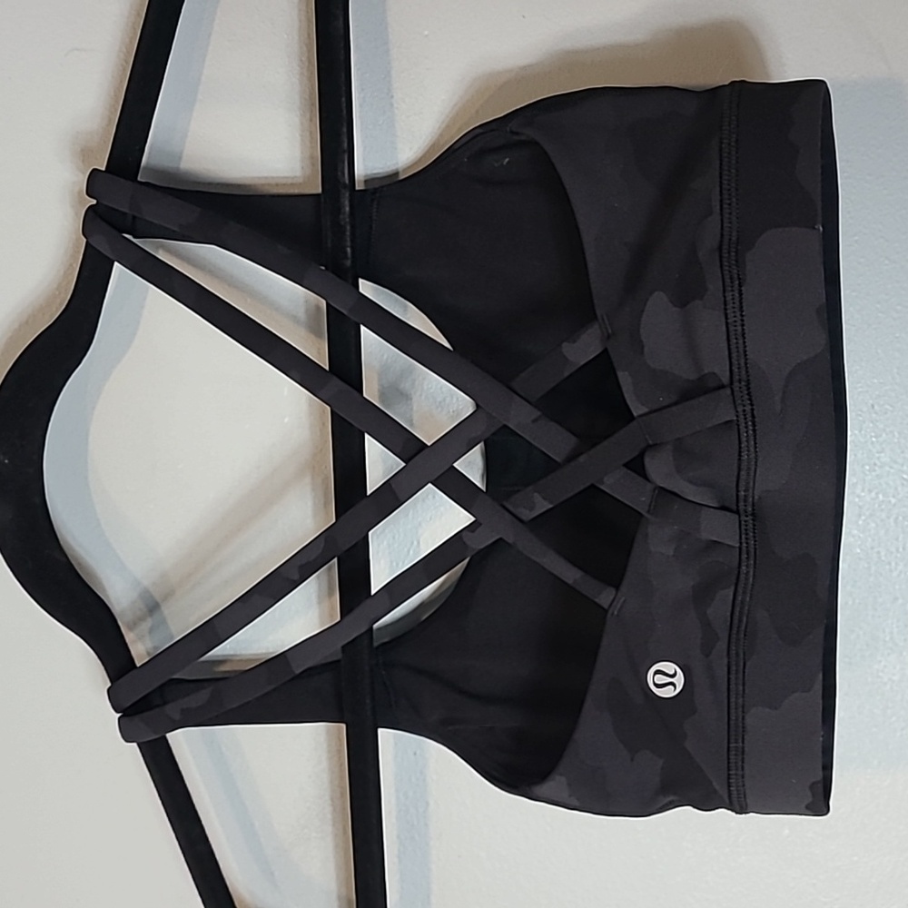 Lululemon Energy Bra Size 4 Activewear - Picture 2 of 4